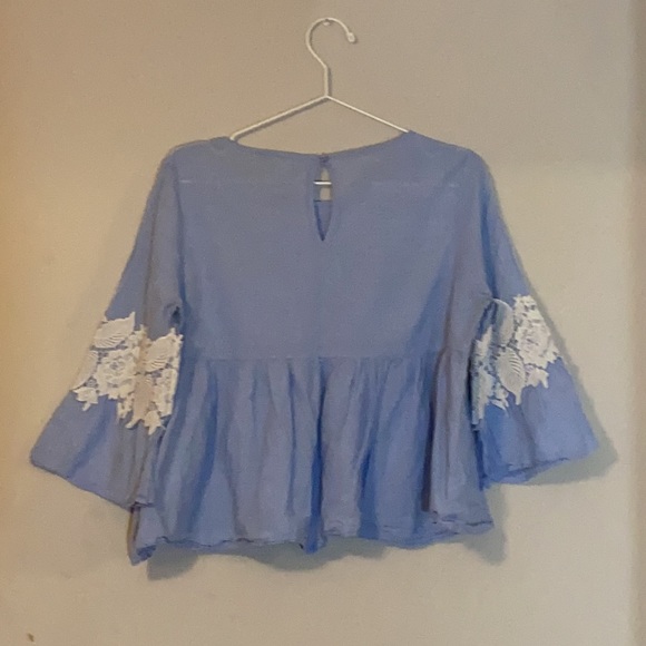 Forever 21 baby blue tunic top with lace detailing - Picture 2 of 5